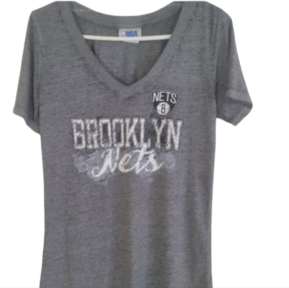 NWT Women's Brooklyn Nets Tshirt